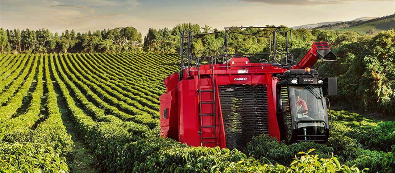 Case IH to bring coffee harvesting experience to Africa with self-propelled Coffee Express 200 Multi